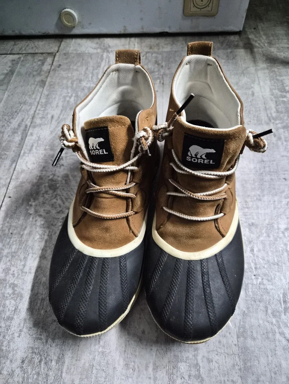 Sorel Men's/womens Brown and Black Suede Lace-Up Boots